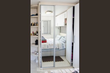 Apartamento à venda com 46m², 2 quartos e 1 vaga Apartamento à venda com 46m², 2 quartos e 1 vagaDormitório