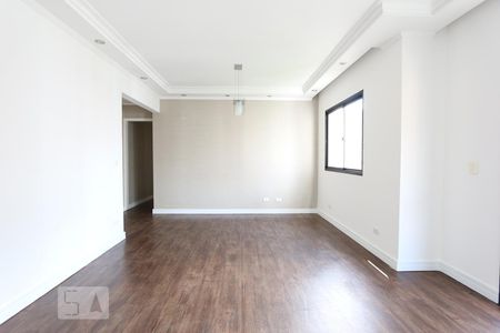 Apartamento para alugar com 107m², 3 quartos e 2 vagassala