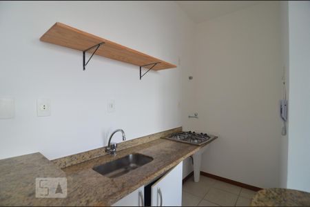Cozinha de apartamento para alugar com 1 quarto, 45m² em Vale do Sereno, Nova Lima