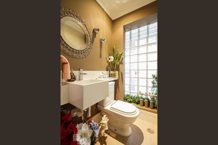 Apartamento à venda com 126m², 4 quartos e 2 vagas Apartamento à venda com 126m², 4 quartos e 2 vagasLavabo