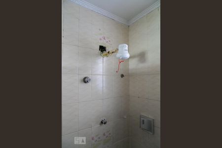 Detalhe do banheiro da suíte de casa para alugar com 3 quartos, 100m² em Sacomã, São Paulo