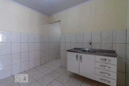 Cozinha de apartamento para alugar com 1 quarto, 50m² em Novo Mundo, Curitiba
