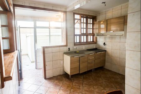 Apartamento à venda com 70m², 2 quartos e sem vagaCozinha