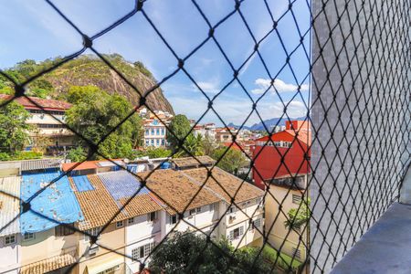 Vista Sala de apartamento para alugar com 2 quartos, 80m² em Freguesia (jacarepaguá), Rio de Janeiro