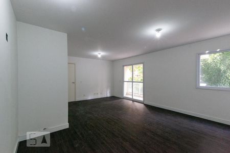 Sala de apartamento para alugar com 4 quartos, 150m² em Moema , São Paulo