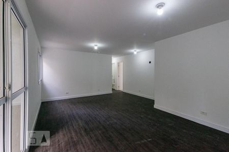 Sala de apartamento para alugar com 4 quartos, 150m² em Moema , São Paulo