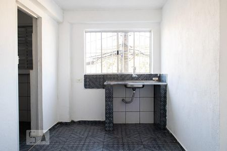 COZINHA de casa de condomínio para alugar com 2 quartos, 50m² em Piqueri, São Paulo