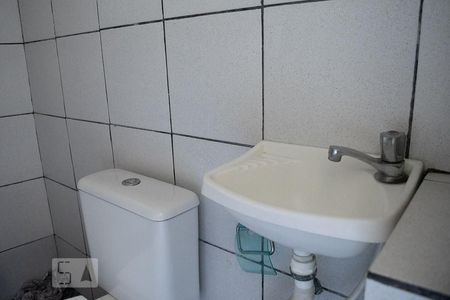 PIA BANHEIRO de casa de condomínio para alugar com 2 quartos, 50m² em Piqueri, São Paulo