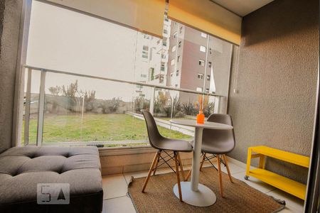 Studio à venda com 34m², 1 quarto e 1 vagaVaranda