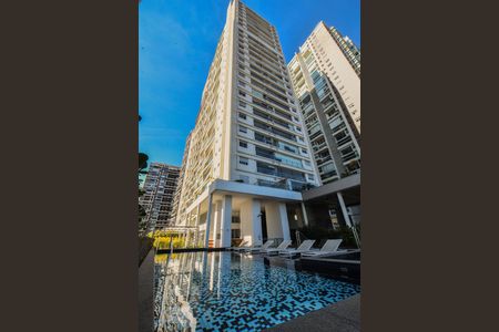 Studio à venda com 34m², 1 quarto e 1 vagaPiscina