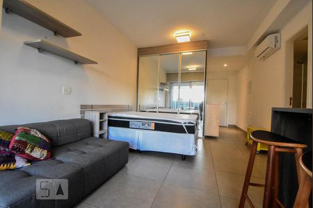 Sala de kitnet/studio à venda com 1 quarto, 34m² em Brooklin Paulista, São Paulo