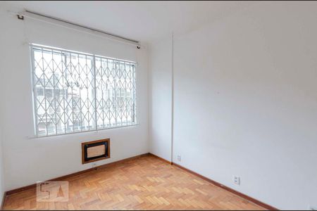 Quarto 1 de apartamento para alugar com 1 quarto, 36m² em Tijuca, Rio de Janeiro