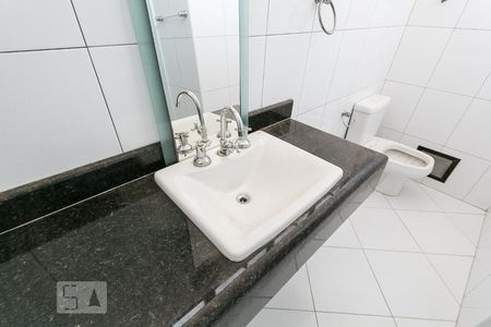 Apartamento à venda com 150m², 3 quartos e 2 vagasBanheiro da suíte