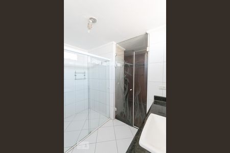 Apartamento à venda com 150m², 3 quartos e 2 vagasBanheiro da suíte