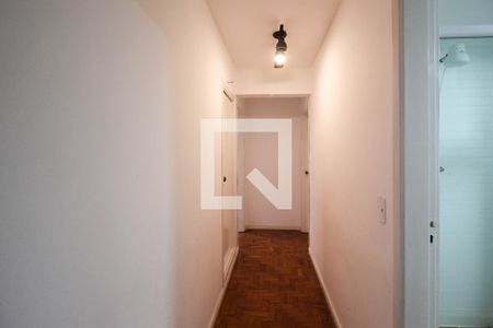 Corredor  de apartamento à venda com 3 quartos, 134m² em Moema, São Paulo