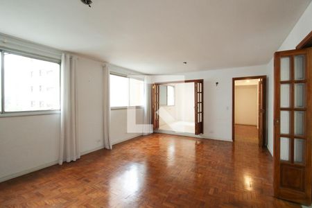 Sala de apartamento à venda com 3 quartos, 134m² em Moema, São Paulo