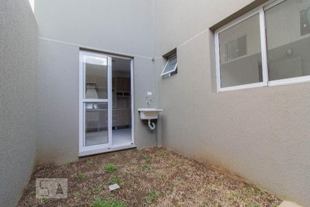 Areá de serviço de apartamento para alugar com 1 quarto, 38m² em Cajuru, Curitiba