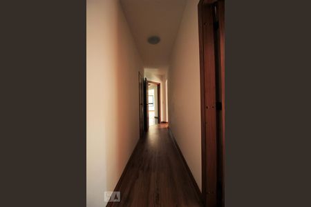 Apartamento à venda com 160m², 4 quartos e 3 vagasCorredor