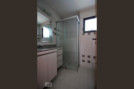 Apartamento à venda com 160m², 4 quartos e 3 vagasBanheiro da suíte 1