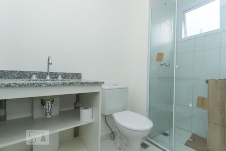 Apartamento para alugar com 57m², 2 quartos e 1 vaga Apartamento para alugar com 57m², 2 quartos e 1 vagaBanheiro da suíte