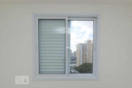 Janela do quarto de apartamento para alugar com 2 quartos, 57m² em Saúde, São Paulo
