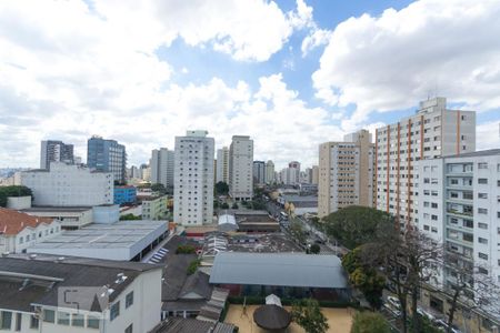 Apartamento para alugar com 57m², 2 quartos e 1 vaga Apartamento para alugar com 57m², 2 quartos e 1 vagaVista da janela da suíte