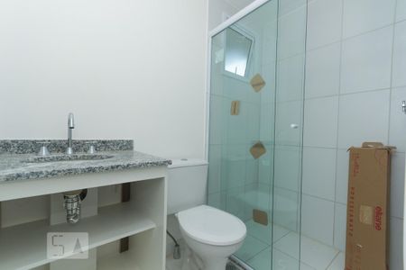 Banheiro de apartamento para alugar com 2 quartos, 57m² em Saúde, São Paulo