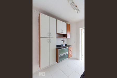 Cozinha de apartamento para alugar com 3 quartos, 67m² em Jardim Oriental, São Paulo