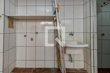 Casa para alugar com 200m², 3 quartos e 4 vagasÁrea de Serviço