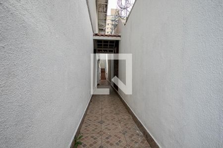 Casa para alugar com 200m², 3 quartos e 4 vagasCorredor Lateral