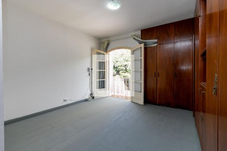 Casa para alugar com 200m², 3 quartos e 4 vagasSuíte