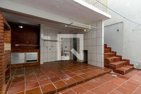 Casa para alugar com 200m², 3 quartos e 4 vagasQuintal