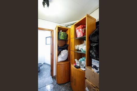 Apartamento à venda com 270m², 4 quartos e 3 vagasQuarto de serviço 