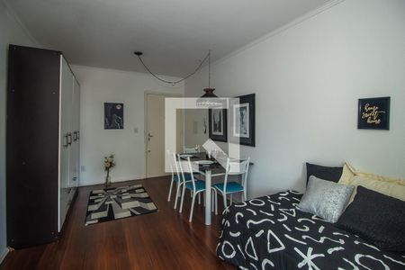 Sala/Quarto de kitnet/studio para alugar com 1 quarto, 29m² em Centro Histórico, Porto Alegre