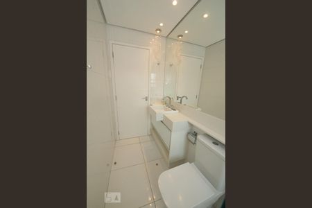 Apartamento à venda com 180m², 4 quartos e 4 vagasBanheiro Social