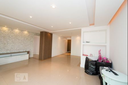 Apartamento à venda com 180m², 4 quartos e 4 vagasSala