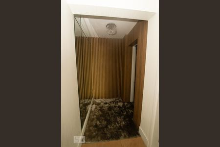 Apartamento à venda com 180m², 4 quartos e 4 vagasEntrada