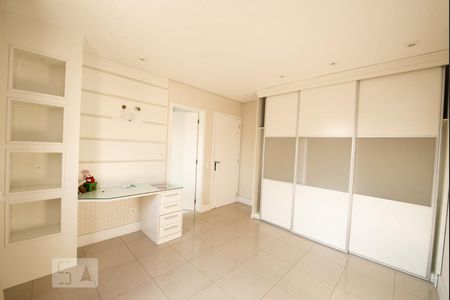 Apartamento à venda com 180m², 4 quartos e 4 vagasQuarto 2