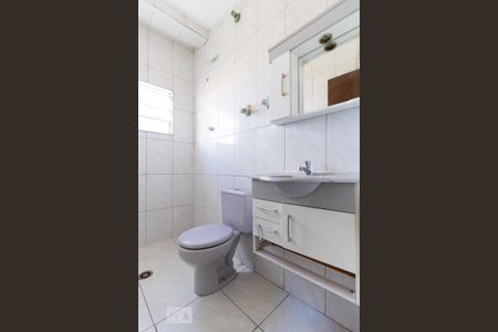 Casa para alugar com 50m², 2 quartos e sem vaga Casa para alugar com 50m², 2 quartos e sem vagaBanheiro
