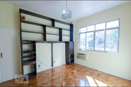 Sala de apartamento para alugar com 4 quartos, 90m² em Rio Comprido, Rio de Janeiro