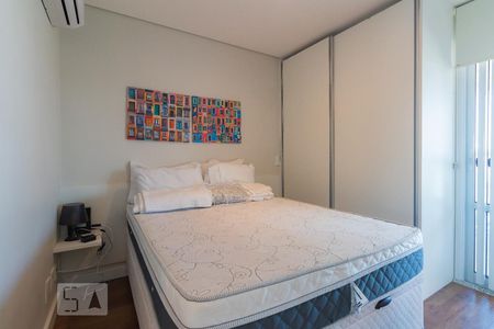 Studio à venda com 43m², 1 quarto e 1 vaga Studio à venda com 43m², 1 quarto e 1 vagaQuarto
