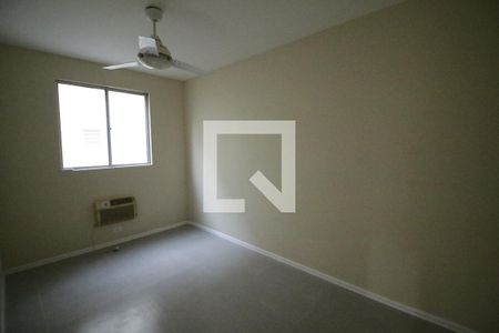 Suíte  de apartamento para alugar com 2 quartos, 60m² em Taquara, Rio de Janeiro