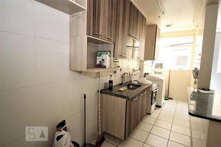 Apartamento à venda com 60m², 2 quartos e 1 vaga Apartamento à venda com 60m², 2 quartos e 1 vagaCozinha e Área de Serviço