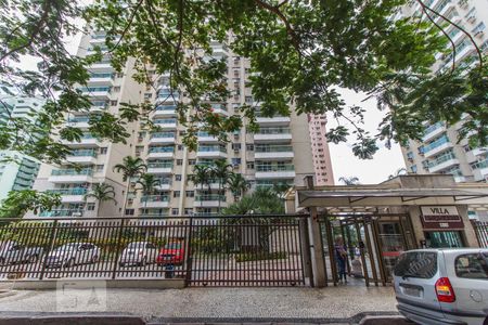 Apartamento para alugar com 63m², 2 quartos e 1 vaga Apartamento para alugar com 63m², 2 quartos e 1 vagaFachada