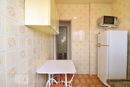 Apartamento à venda com 48m², 1 quarto e sem vaga Apartamento à venda com 48m², 1 quarto e sem vagaCozinha