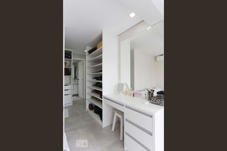 Apartamento à venda com 63m², 1 quarto e 1 vagaSuíte