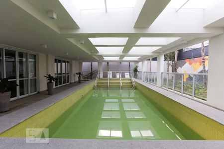 Apartamento à venda com 63m², 1 quarto e 1 vagaPiscina