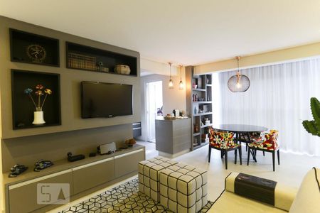 Sala de apartamento à venda com 1 quarto, 63m² em Vila Madalena, São Paulo