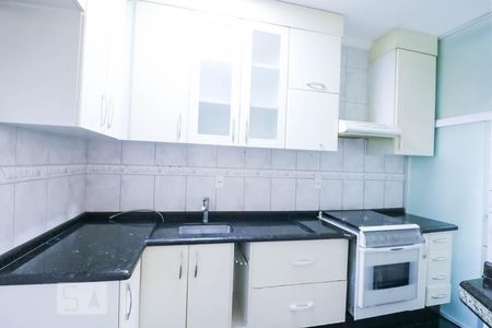 Apartamento à venda com 94m², 3 quartos e 2 vagasCozinha