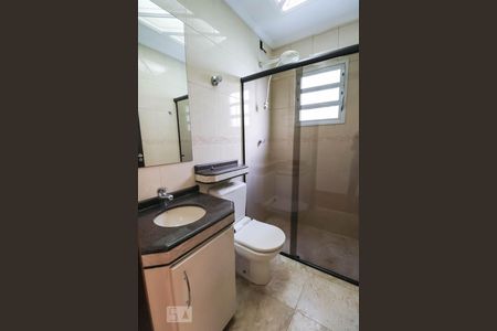 Banheiro de apartamento à venda com 3 quartos, 94m² em Parque das Nações, Santo André